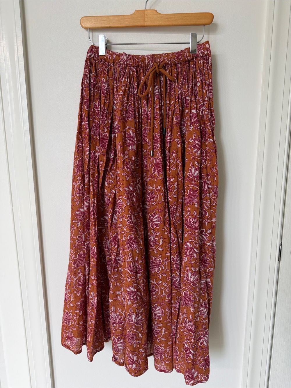 The Great  Floral Maxi Skirt in Rust & Pink size 0.  Gorgeous new without tags